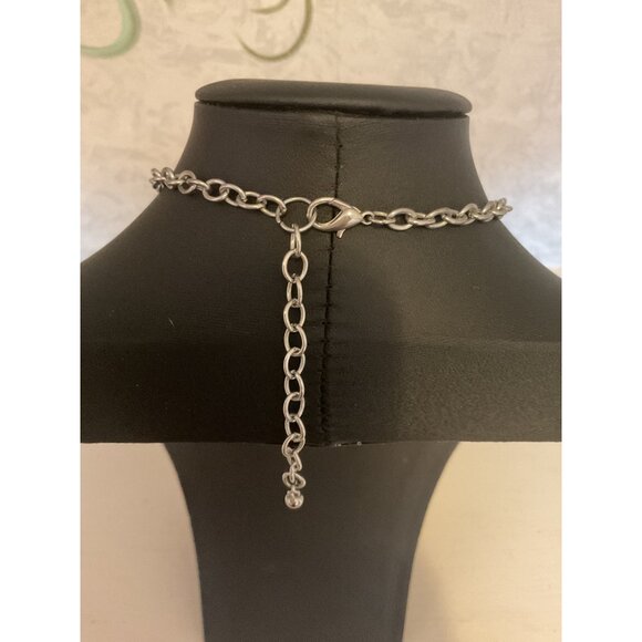 Unique Yellow & Black Beaded Necklace With Circular Pendant - Picture 3 of 3